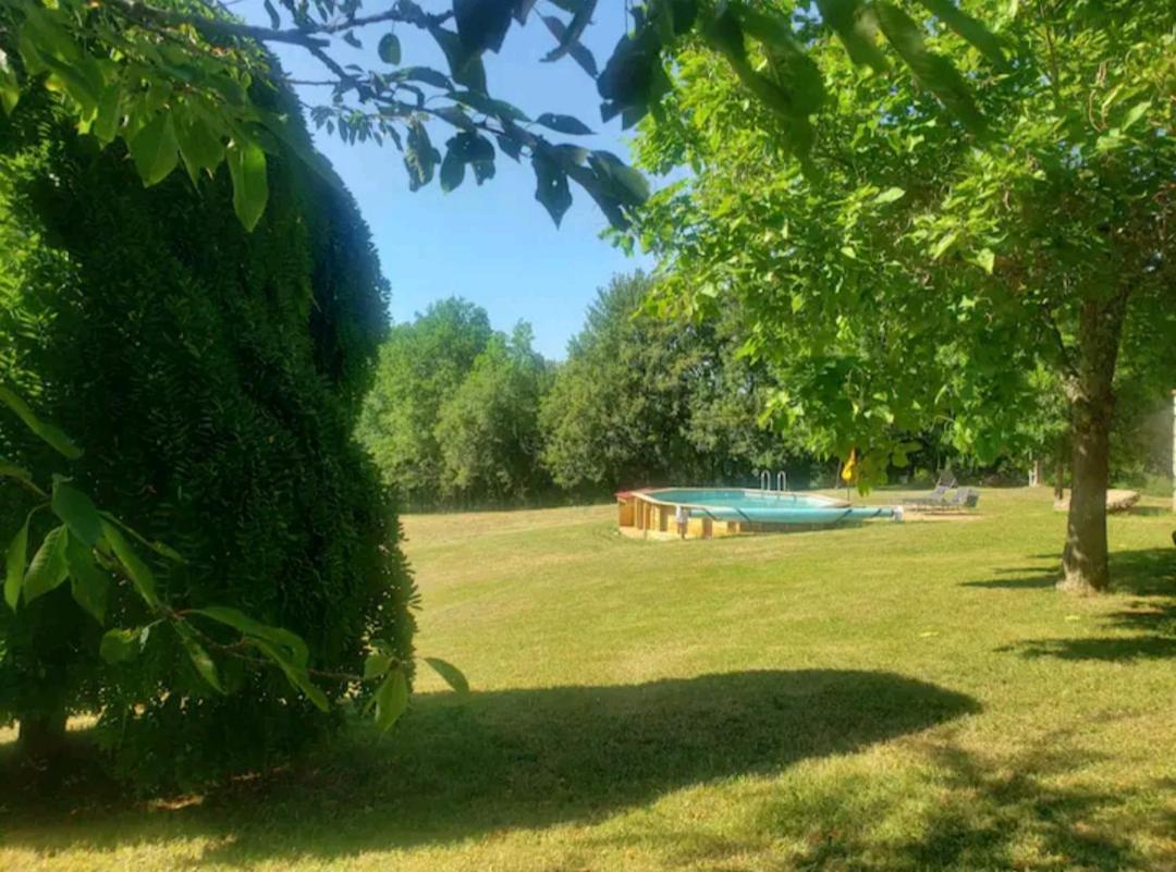 Gite Sauveterre-la-Lémance Εξωτερικό φωτογραφία